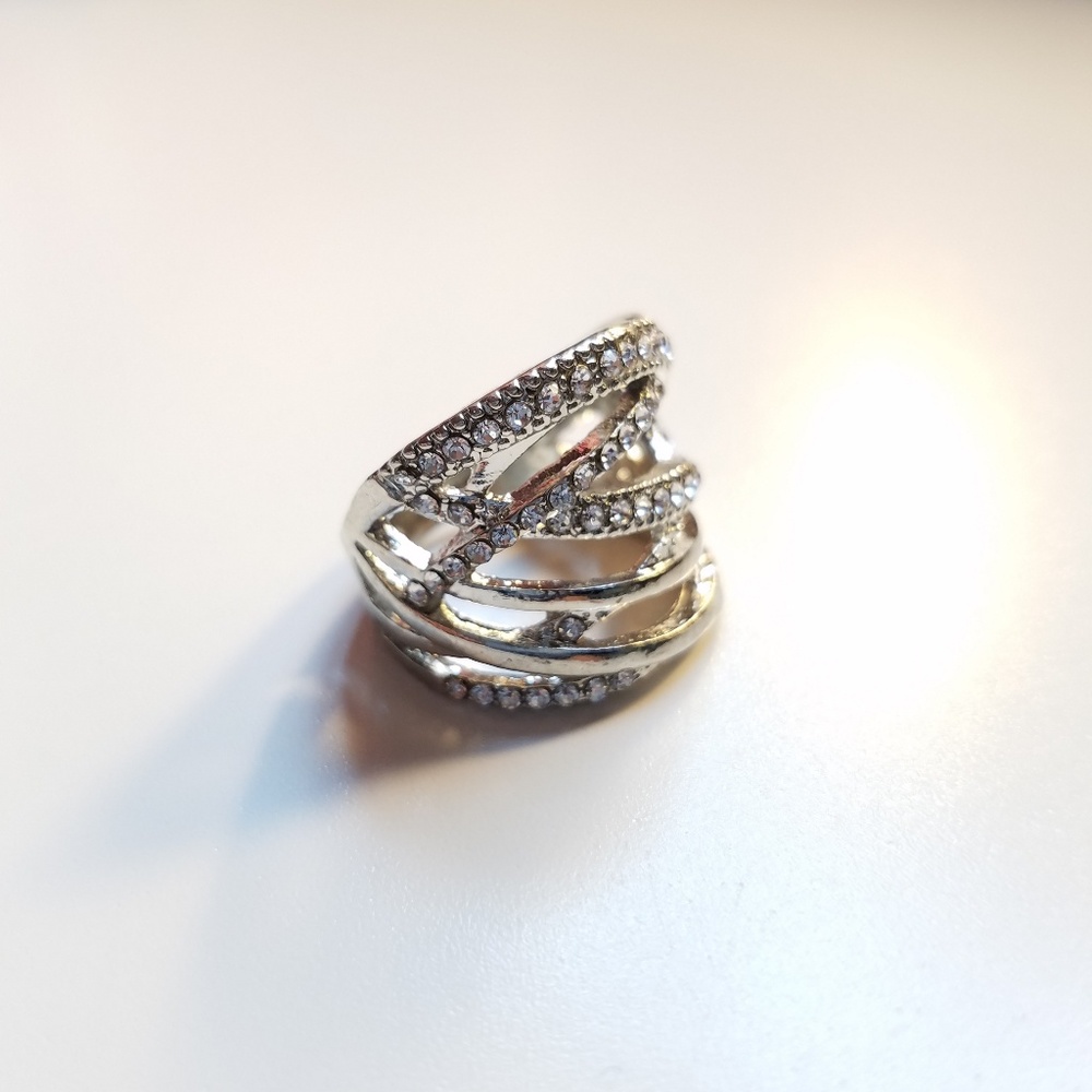 Ring - Picture 2 of 3